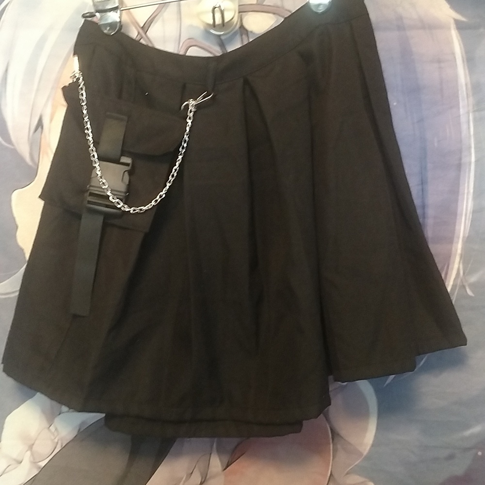 Black skirt